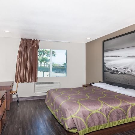 Super 8 By Wyndham San Diego/Imperial Beach Εξωτερικό φωτογραφία
