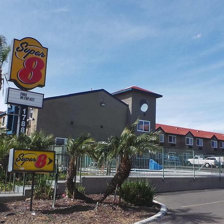 Super 8 By Wyndham San Diego/Imperial Beach Εξωτερικό φωτογραφία