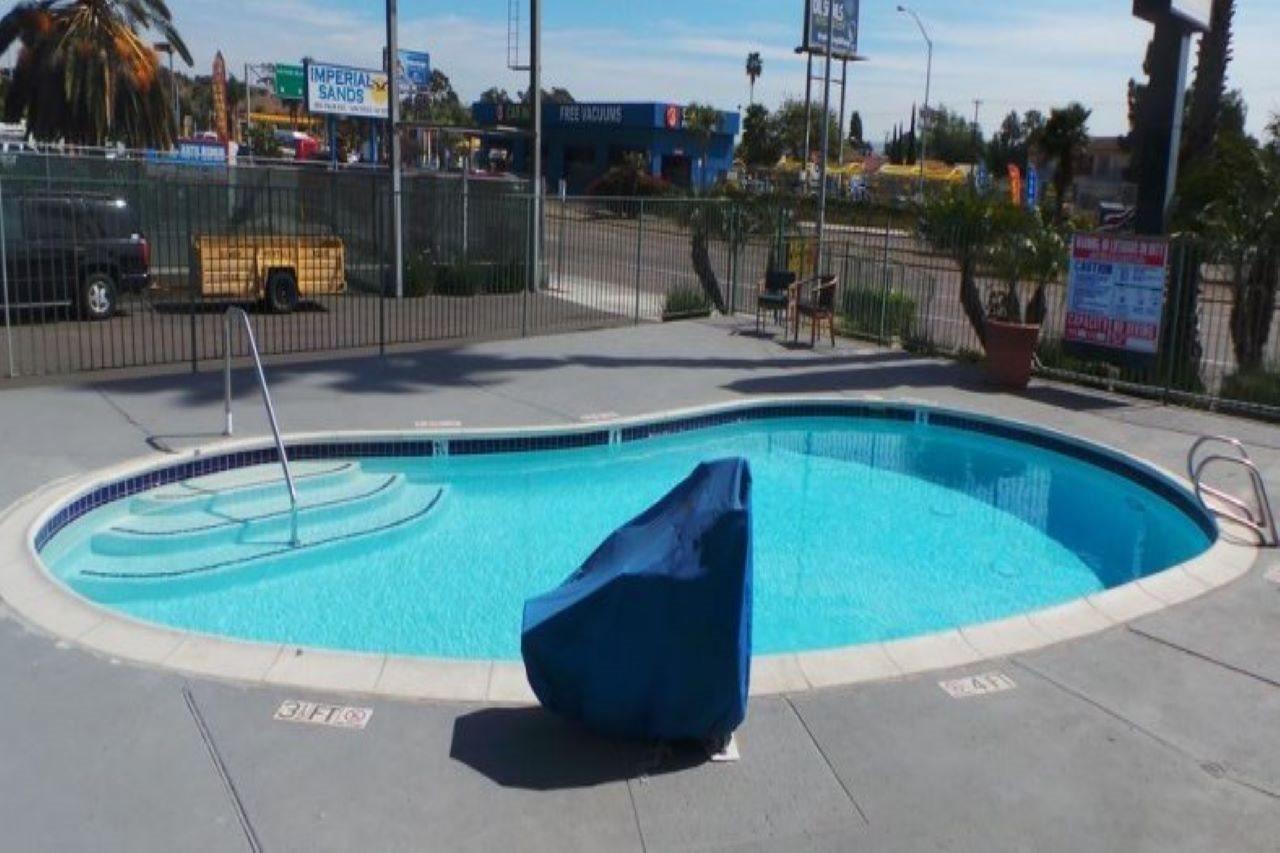 Super 8 By Wyndham San Diego/Imperial Beach Εξωτερικό φωτογραφία