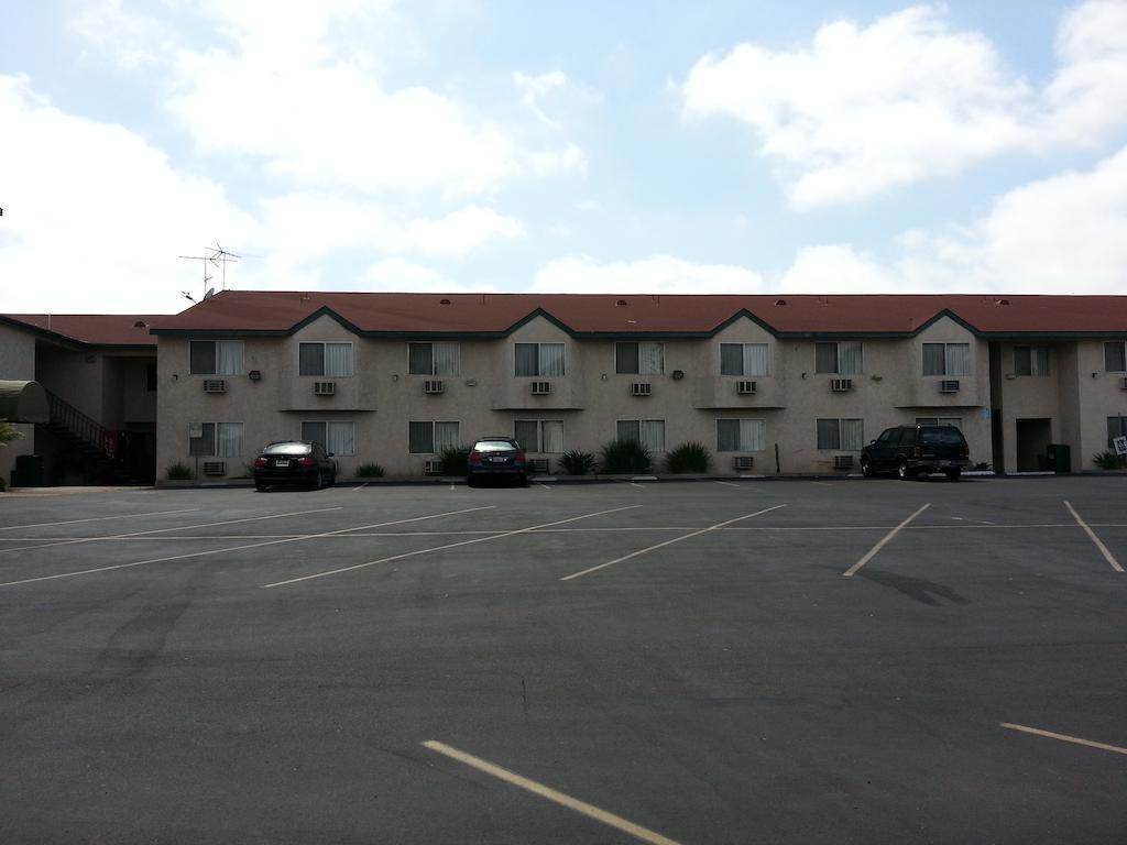 Super 8 By Wyndham San Diego/Imperial Beach Εξωτερικό φωτογραφία