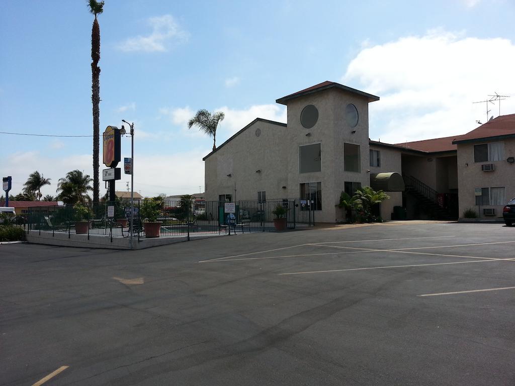 Super 8 By Wyndham San Diego/Imperial Beach Εξωτερικό φωτογραφία