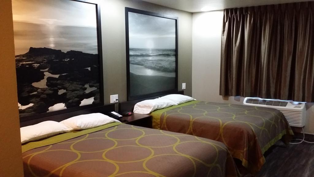 Super 8 By Wyndham San Diego/Imperial Beach Εξωτερικό φωτογραφία