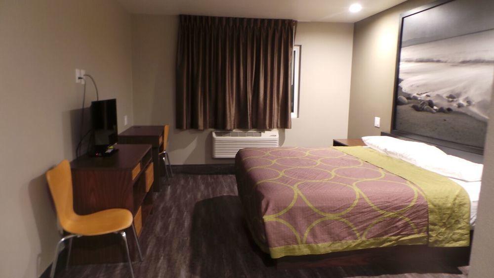 Super 8 By Wyndham San Diego/Imperial Beach Εξωτερικό φωτογραφία