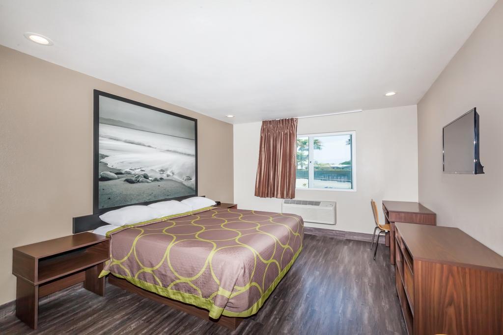 Super 8 By Wyndham San Diego/Imperial Beach Εξωτερικό φωτογραφία