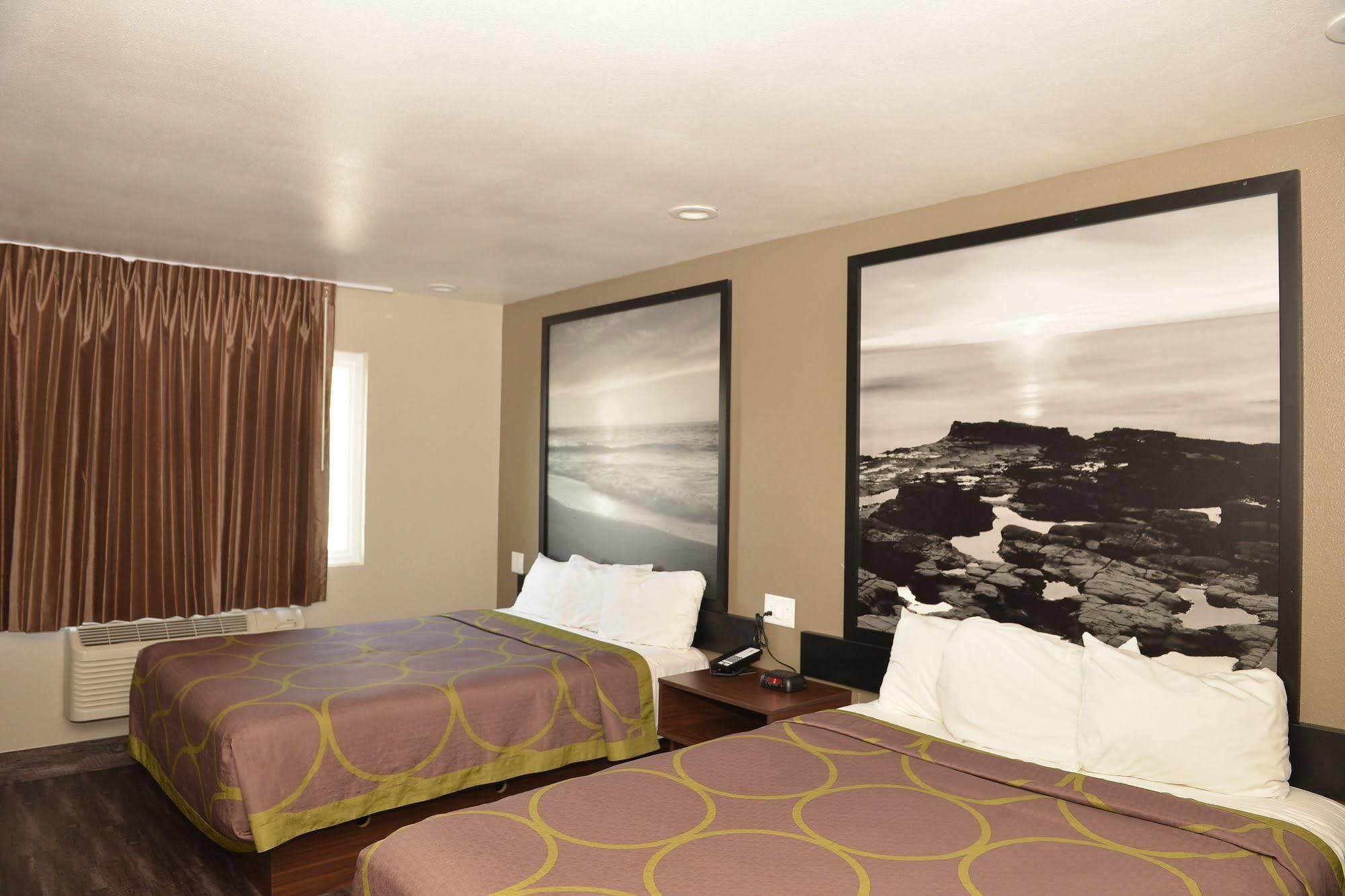 Super 8 By Wyndham San Diego/Imperial Beach Εξωτερικό φωτογραφία
