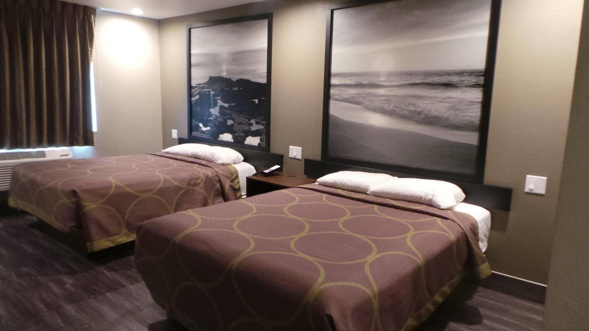 Super 8 By Wyndham San Diego/Imperial Beach Εξωτερικό φωτογραφία